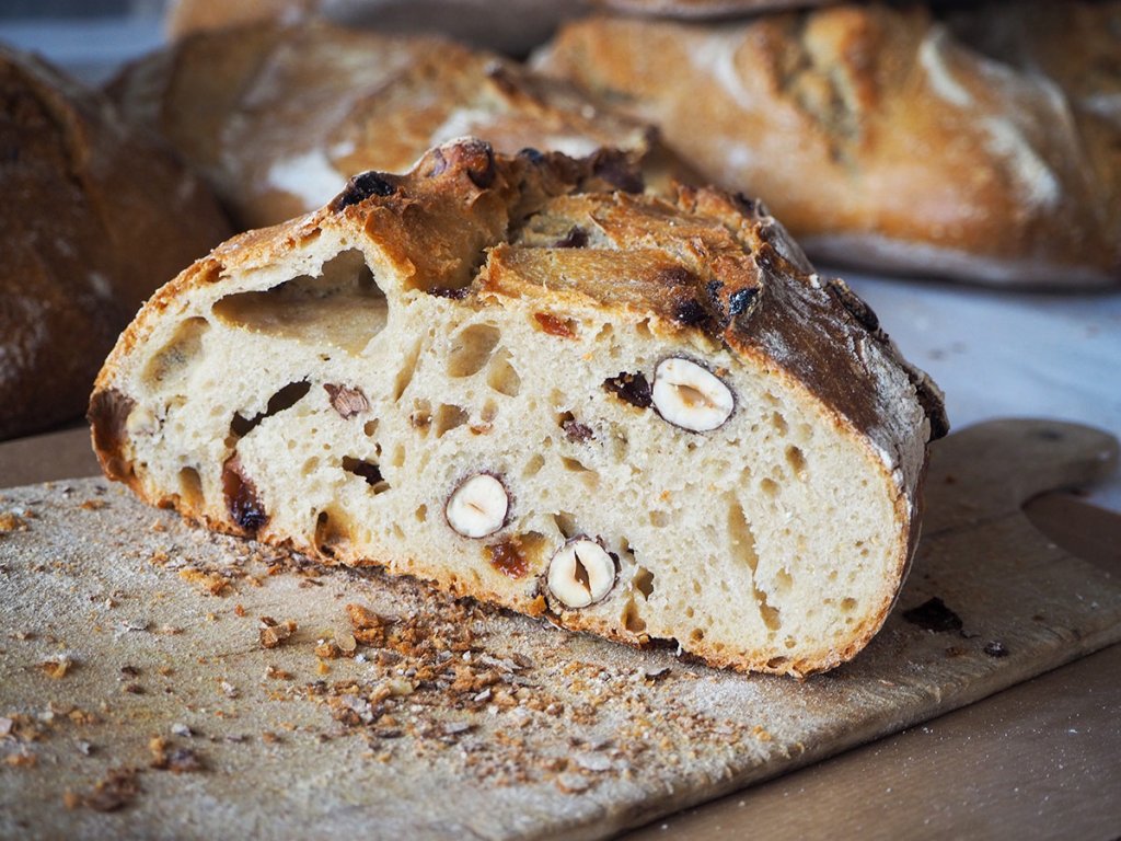 Pain noisettes et raisins