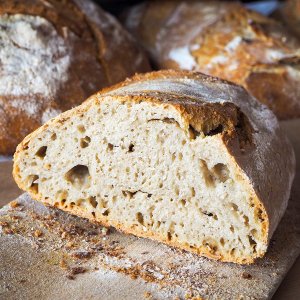 Pain de blé au sésame